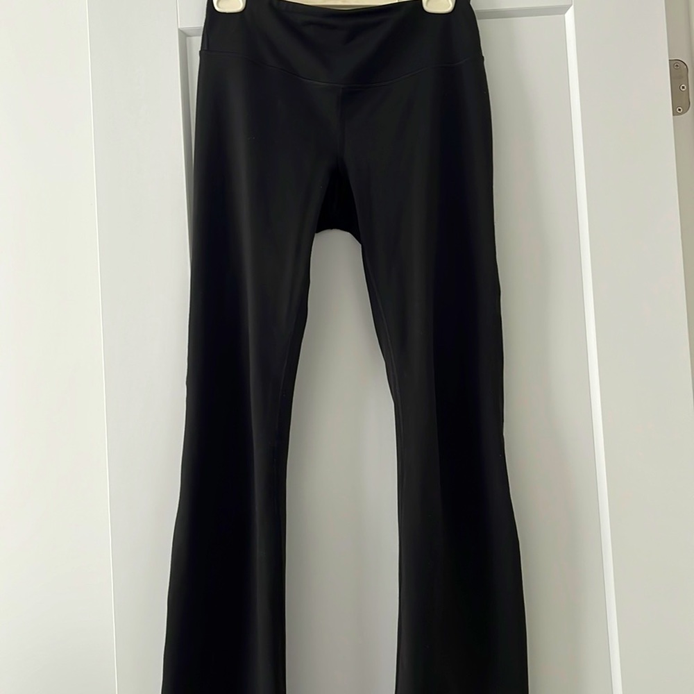 Victoria’s Secret yoga pants
